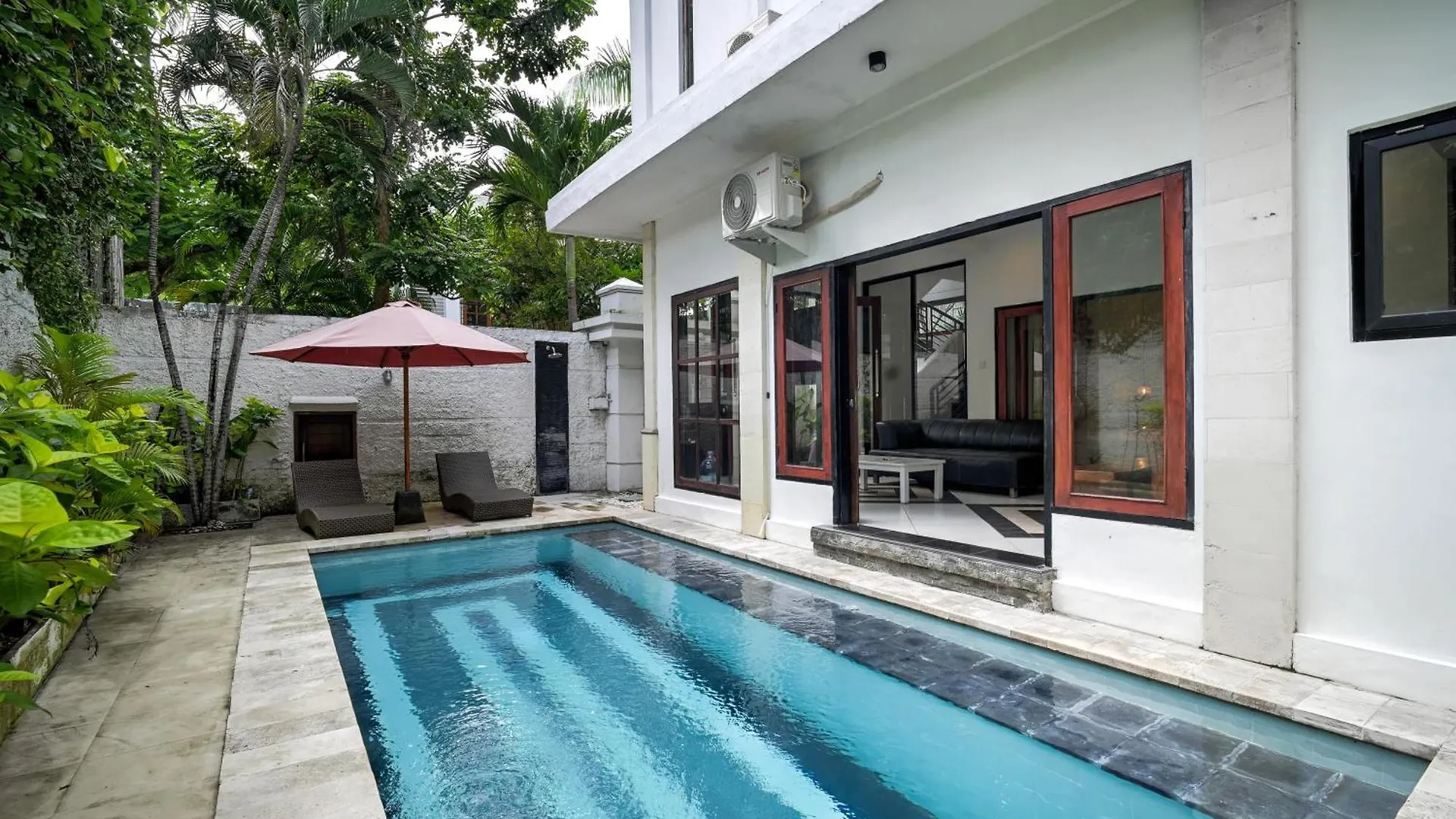 Villa Catta II Near Oberoi Beach Seminyak